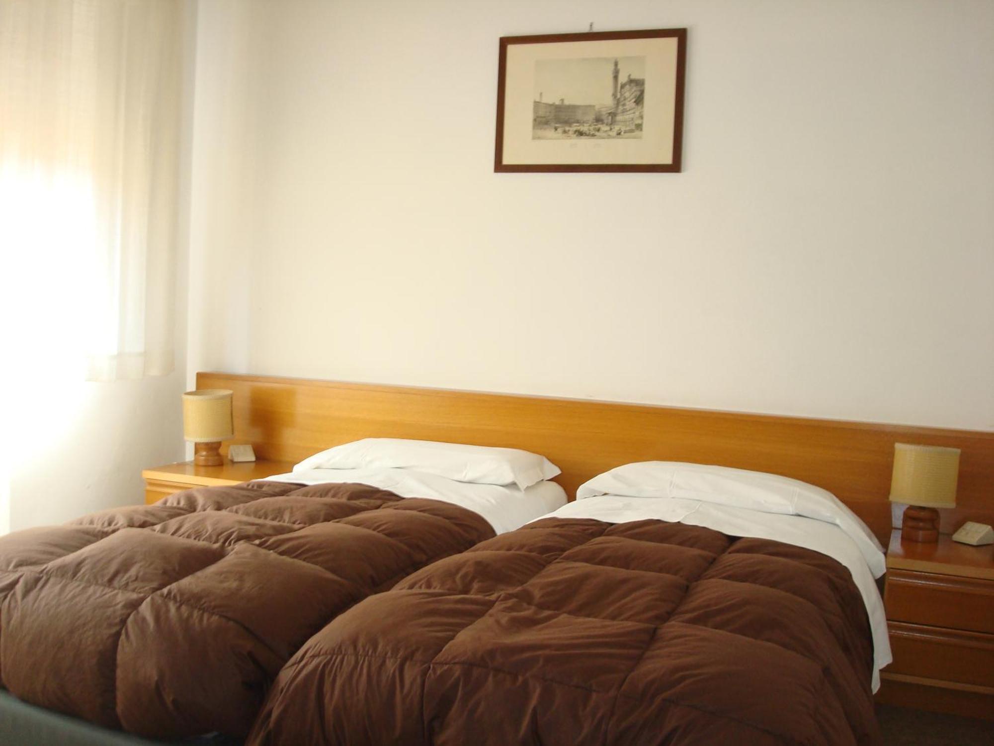Albergo La Sfinge Κιούζι Εξωτερικό φωτογραφία