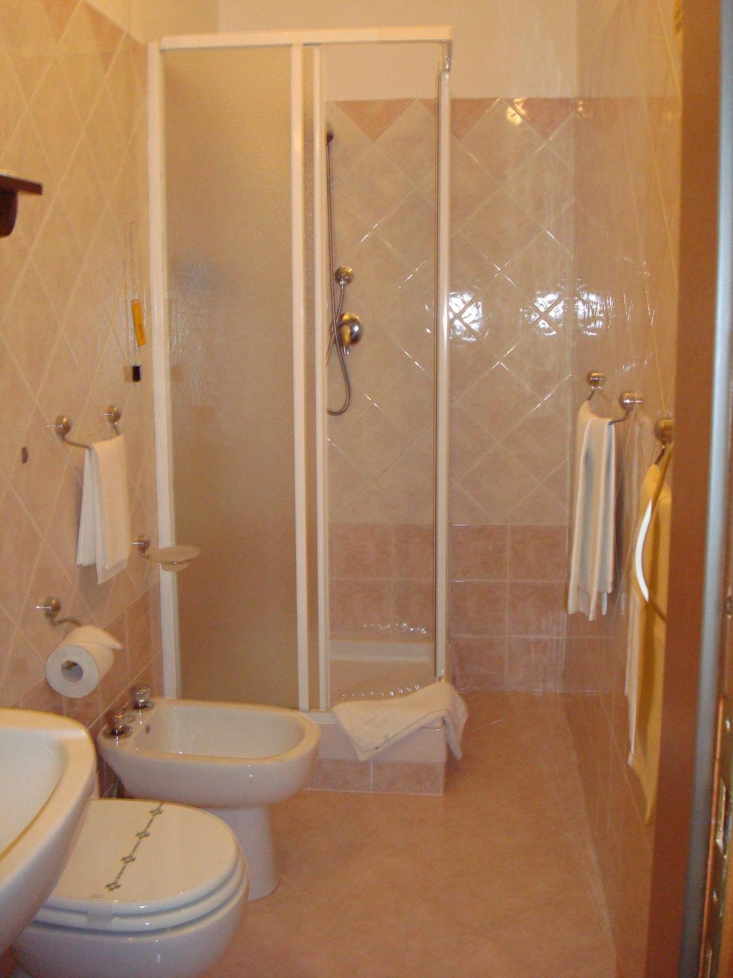 Albergo La Sfinge Κιούζι Εξωτερικό φωτογραφία
