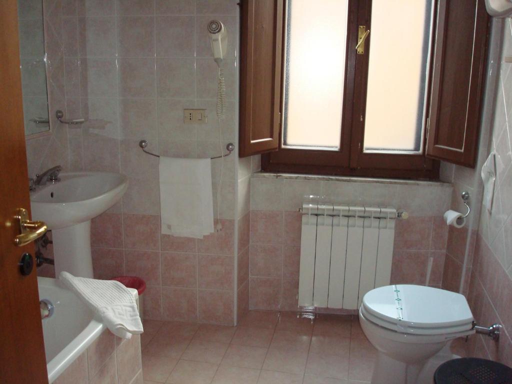 Albergo La Sfinge Κιούζι Δωμάτιο φωτογραφία